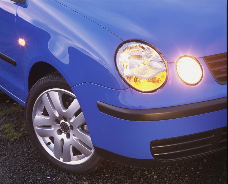  Volkswagen Polo 2002 года  (фото 12 из 31)